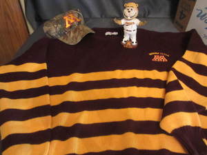lot 139 image: MN Gopher Sweater, Hat, Goldy