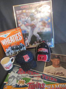 lot 151 image: Baseball Memorabilia