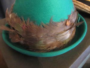 lot 157 image: Ladies Hats