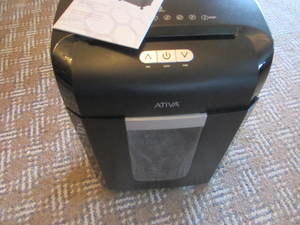 lot 155 image: Ativa Shredder
