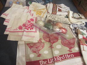 lot 161 image: Marble Eggs, Napkins & Rings