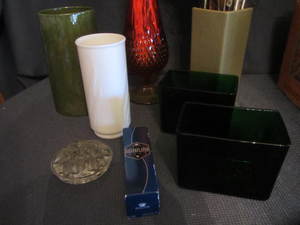 lot 191 image: Amberina & Forest Green