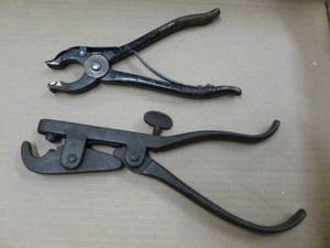 lot 49 image: Vintage Tools