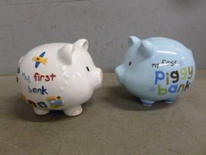 lot 68 image: Pig Banks