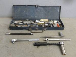 lot 92 image: Sockets