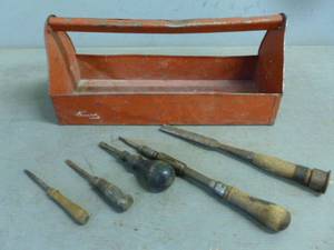 lot 93 image: Vintage Kennedy Machinists Tray