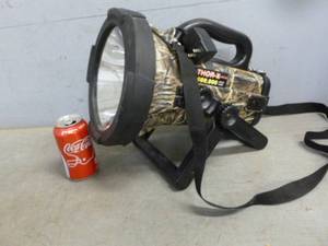 lot 101 image: Spotlight