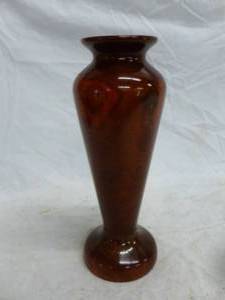 lot 102 image: Vintage Redwood Vase