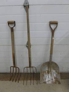 lot 119 image: Potato Fork