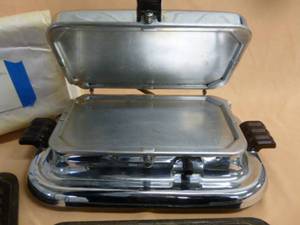 lot 157 image: Vintage Waffle Maker