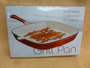 lot 158 image: New Cast Iron Pan
