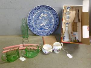 lot 166 image: Vintage Items
