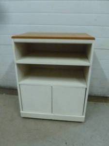 lot 180 image: Kitchen Cabinet