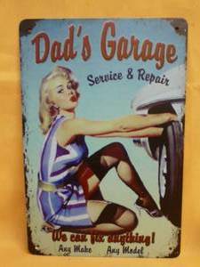 lot 198 image: Sign