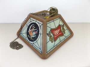 lot 45 image: Vintage Miller High Life Hanging Light