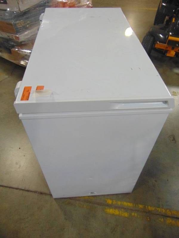 Idylis 7.1cu ft Chest Freezer (White) IF71CM33NW MN HOME OUTLET BURNSVILLE 114 SATURDAY