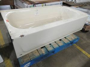 lot 482 image: Bootz LH Drain, Made of Single Steel Sheet in Bone 60 X 30 X 14 12 Tall - Enamel Chips in Upper LH Corner - See Photo.
