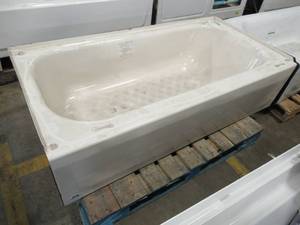 lot 489 image: Bootz LH Drain, Made of Single Steel Sheet in Bone 60 X 30 X 14 12 Tall - In Nice Condition - See Photo.