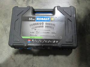 lot 405 image: Kobalt 33-Piece Standard (SAE) and Metric Polished Chrome Mechanics Tool Set - Missing some parts