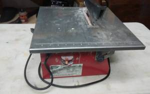 lot 22 image: Flor-Kraft 7 Inch Wet Tile Saw