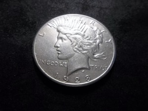 lot 54 image: 1928 Silver Peace Dollar