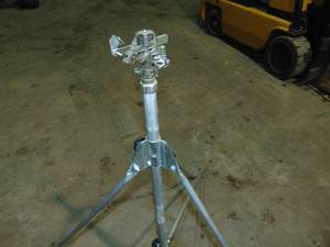 Sprinkler With Tripod