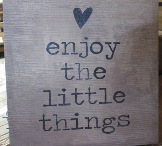 lot 98 image: Enjoy The Little Things Canvas (17...