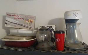 lot 23 image: Kitchen Wares-Coffee Pot, Electric Knife, Blender, Ice Bucket, More.