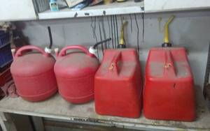 lot 51 image: 4-Gas Cans (5-Gallon), 1-Full