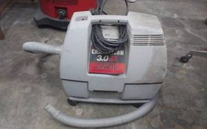 lot 78 image: Craftsman 3.0 Hp WetDry Vac With Accessories