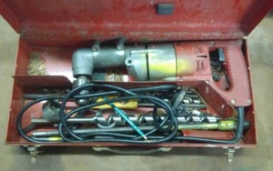 lot 86 image: Milwaukee Right Angle Drill