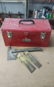 lot 107 image: Waterloo Tool Box, Hatchet, 2-Wedges