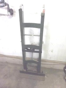 lot 157 image: Appliance Dolly