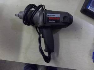 lot 161 image: 12 In Black & Decker Electric Impact