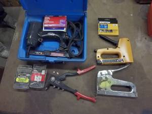 lot 165 image: Electric Stapler, 2-Hand Staplers, Staples, Rivet Gun & Rivets