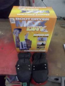 lot 183 image: Boot Dryer & Pair Of Mittens