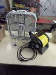 lot 187 image: Stanley Floor FanBlower, Box Fan