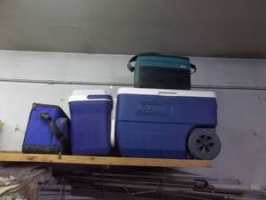 lot 196 image: Assorted Coolers & Lunch Boxes
