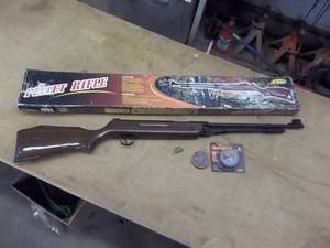 lot 204 image: .177 Cal Pellet Rifle With Box & 2-Tins Of Pellets