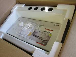 lot 3 image: Kohler Dickinson Farmhouse Undermou...