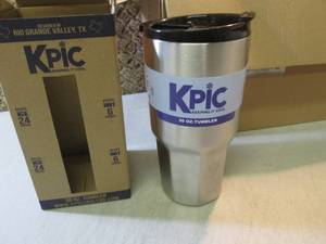 lot 31 image: Lot of 6 - 30 ounce K Pic Double Wa...