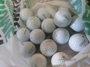 lot 60 image: 12 Titleist Golfballs  CS...