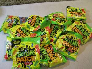 lot 91 image: 12 Bags of Sour Patch Kids Candy Be...