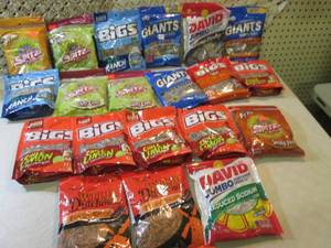 lot 119 image: Lot of Assorted Sunflower Seeds  B-...