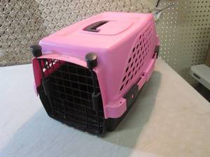 lot 156 image: Small Pet Carrier Approx 16 x 9 x...