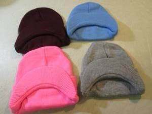 lot 171 image: 4 Knit Hat Beanies with Visor New  ...