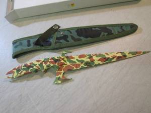 lot 182 image: 15 Camo Knife with Sheath New  RMD...