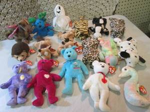 lot 192 image: Assorted TY Beanie Babies  CSB  ...
