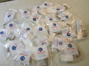 lot 238 image: Lot of 21 DrawerCabinet Pull Handl...