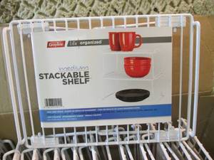 lot 246 image: Lot of 12 Medium Stackable Shelves ...